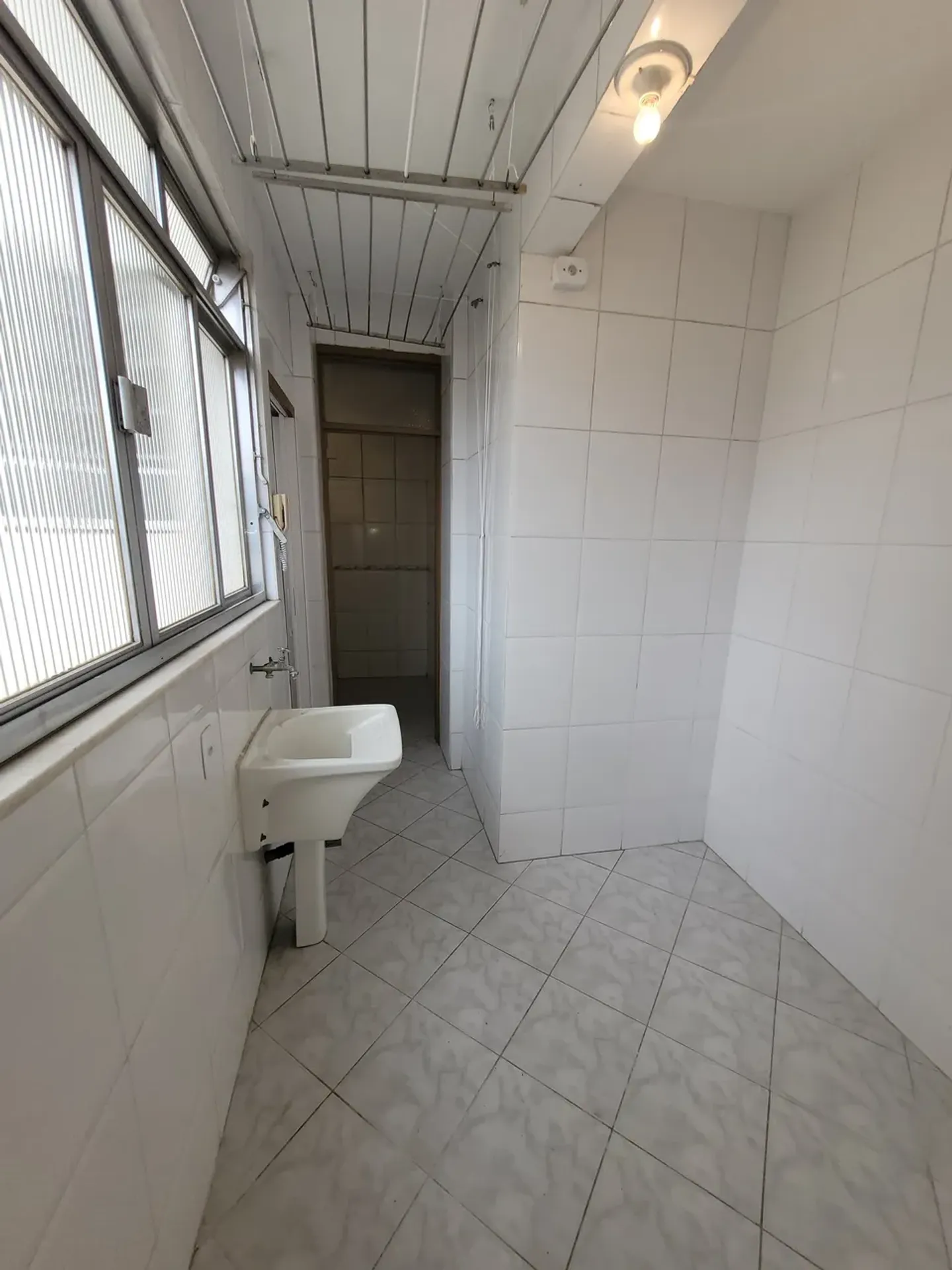 72 m² apartment with 3 bedrooms and electric showers — photo 21