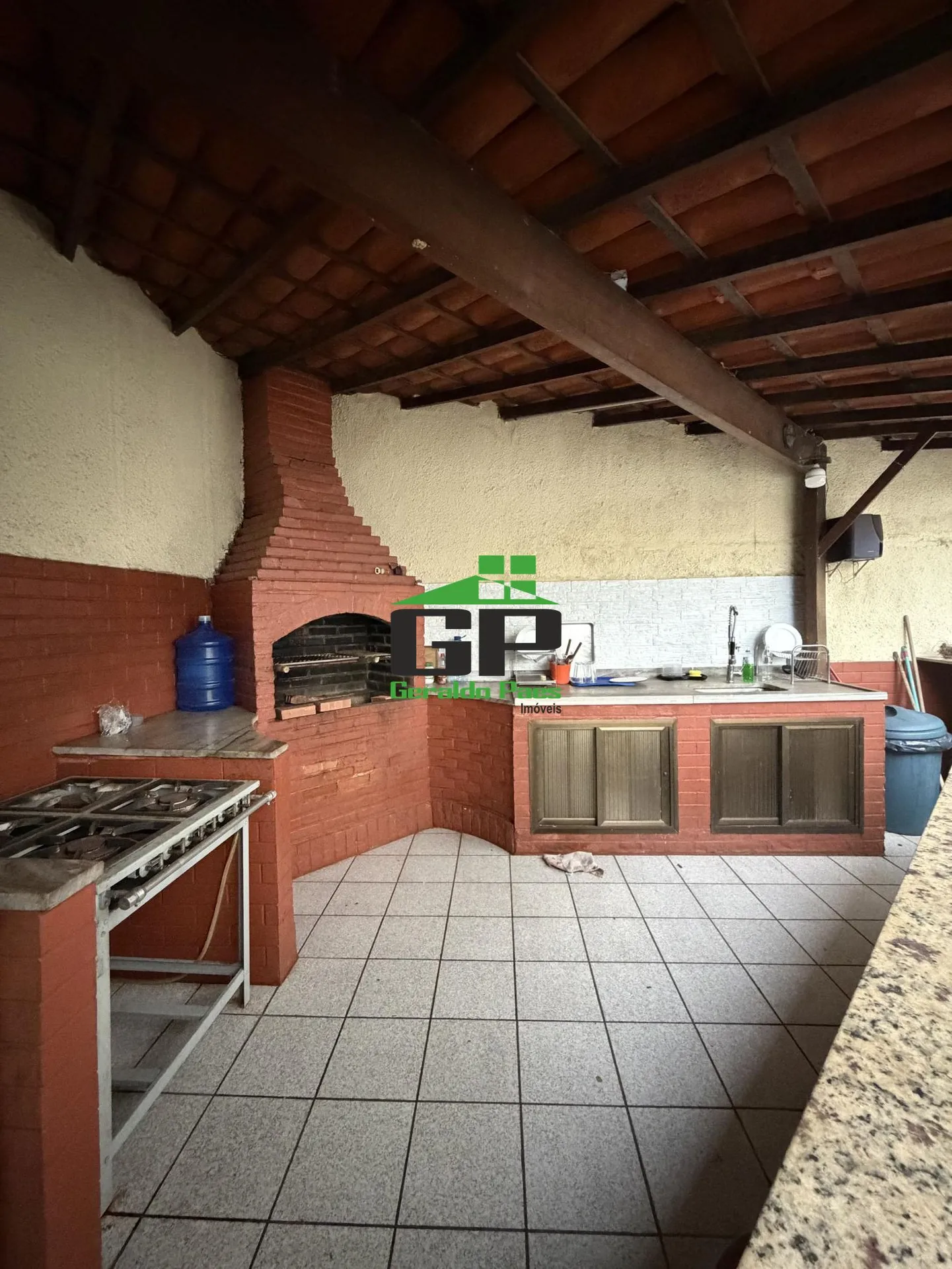 3-bedroom apartment with a washing machine — photo 28