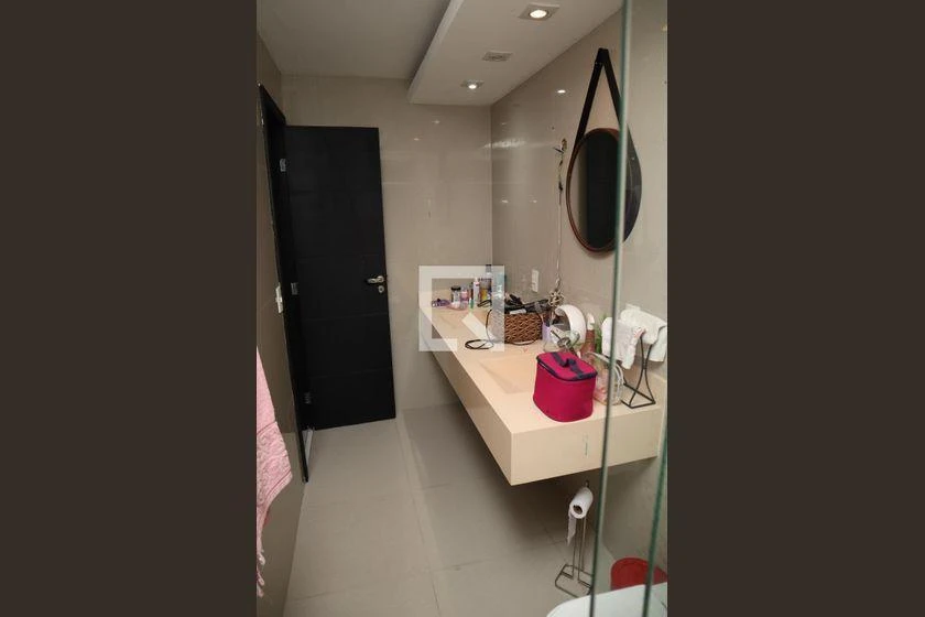 Furnished 525 m² house with 3 en-suites and gas kitchen — photo 14