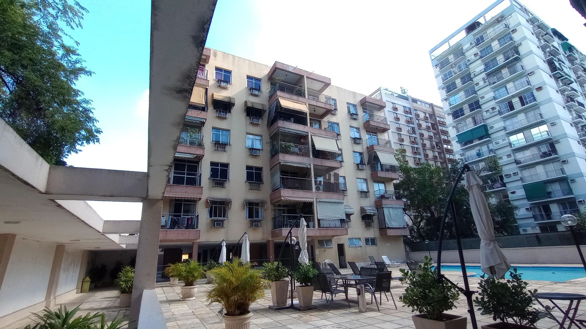 Furnished apartment, 92 m², with a washing machine — photo 45