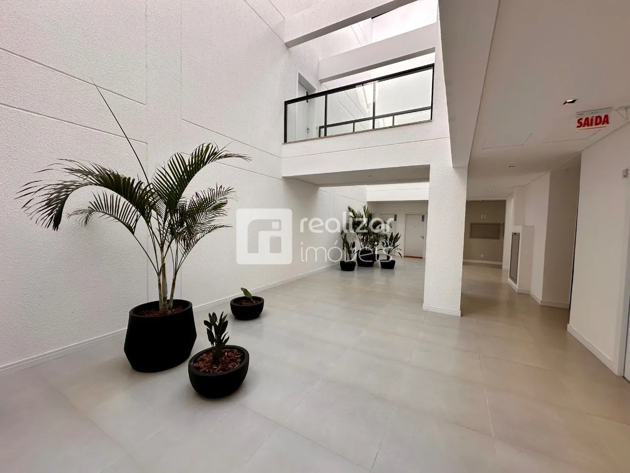 Furnished 2-bedroom apartment with integrated kitchen — photo 45