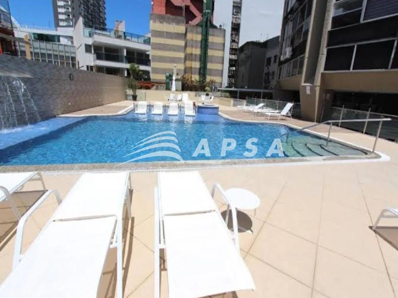One-bedroom apartment with a water view — photo 13