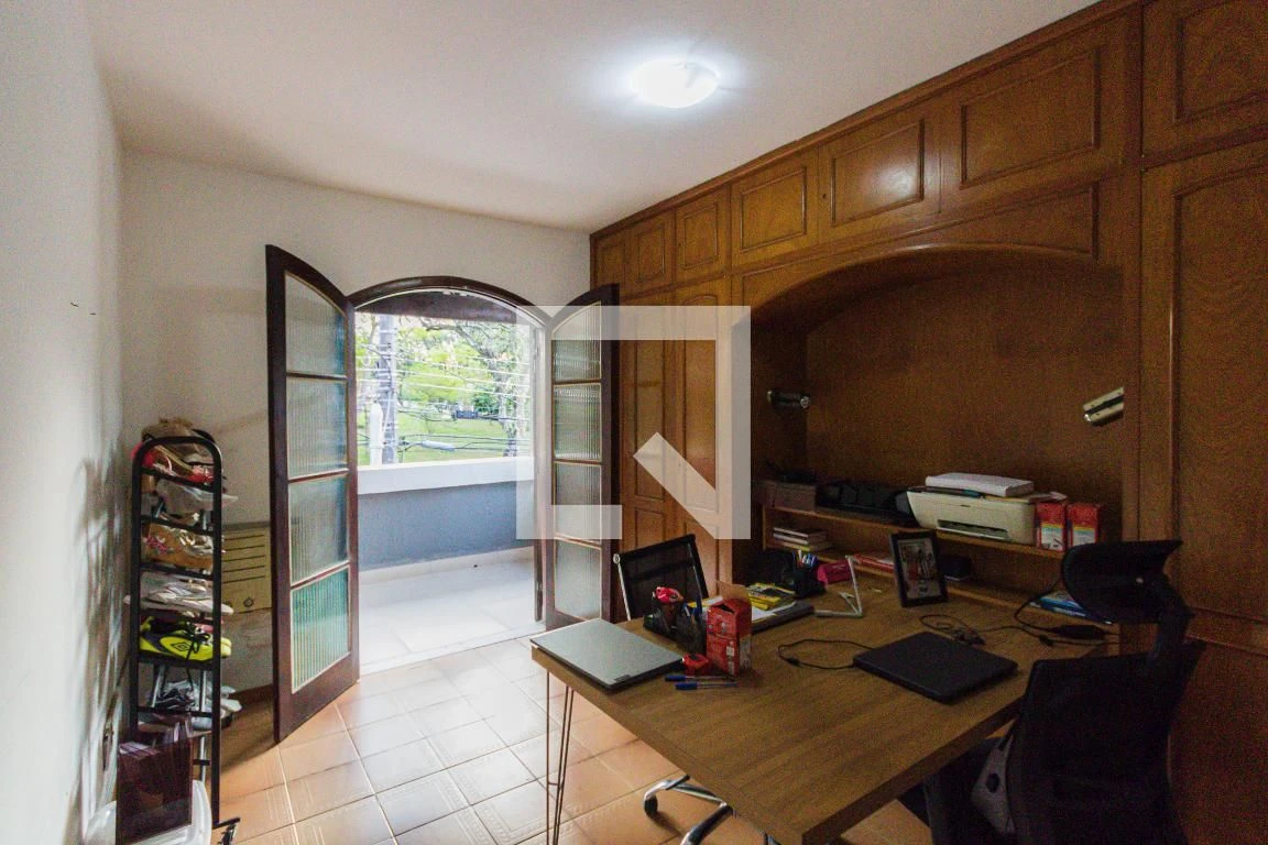 5-bedroom house with a mountain view in Rio de Janeiro — photo 77