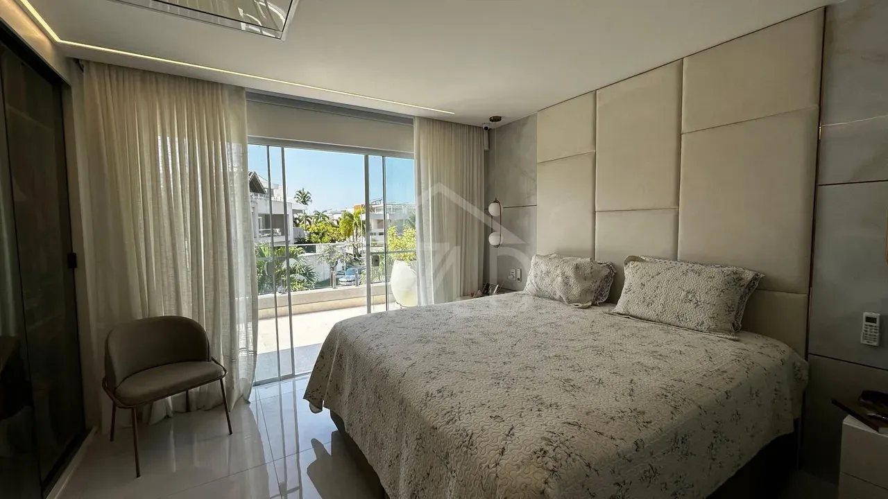 Furnished house with 4 bedrooms and 5 baths, 400 m² — photo 18