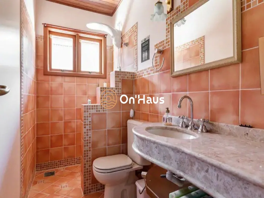 Furnished house with 4 bedrooms and 840 m² — photo 14