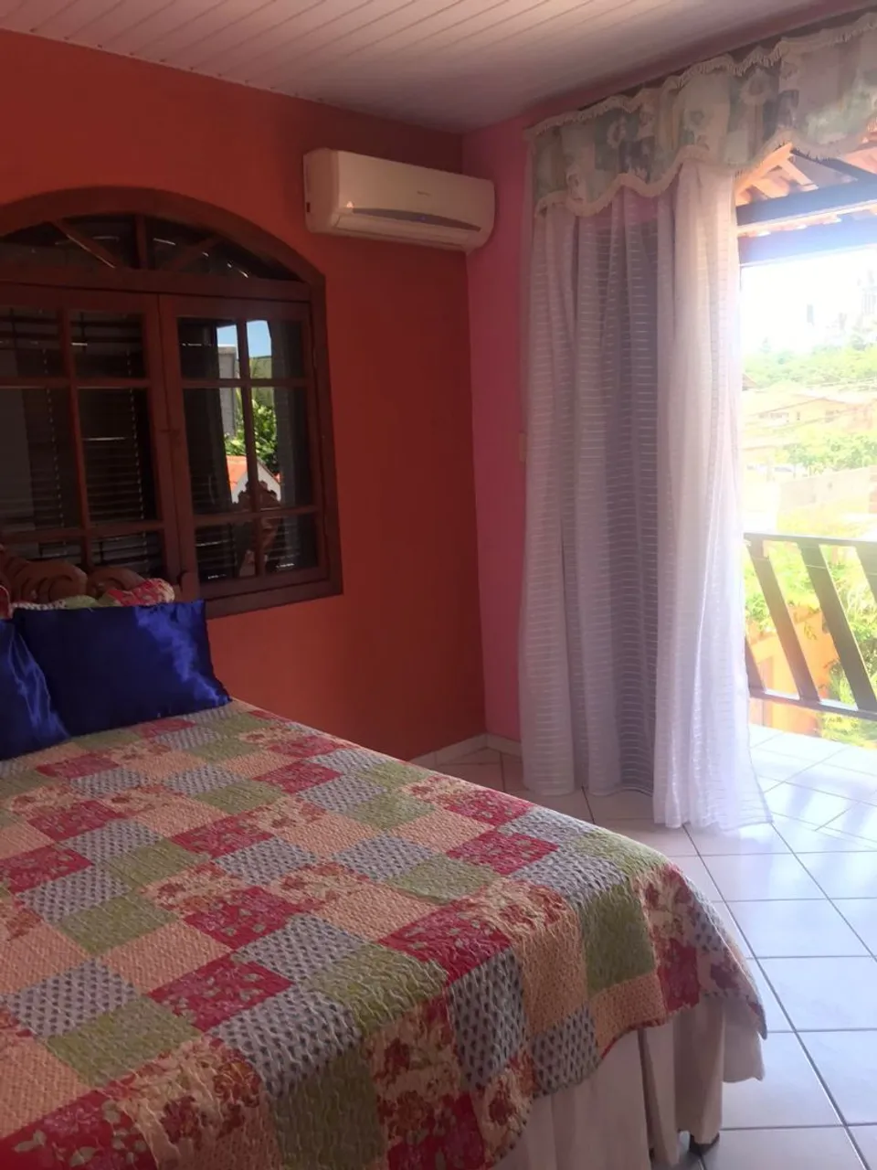 4-bedroom house with a grill on the balcony in Florianópolis — photo 8