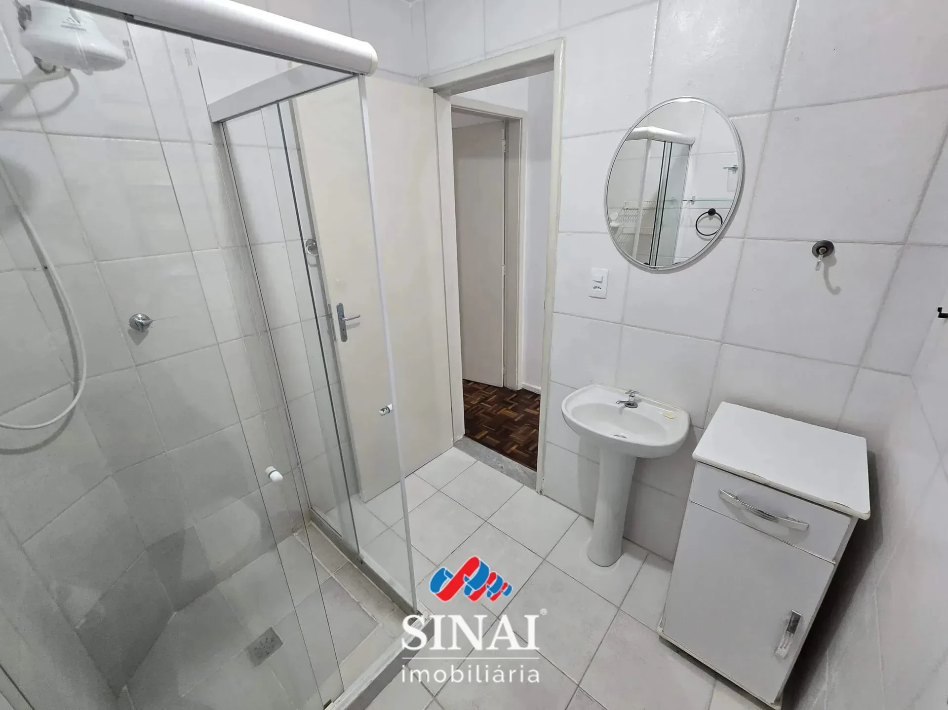 2-bedroom apartment with wood or laminate floors