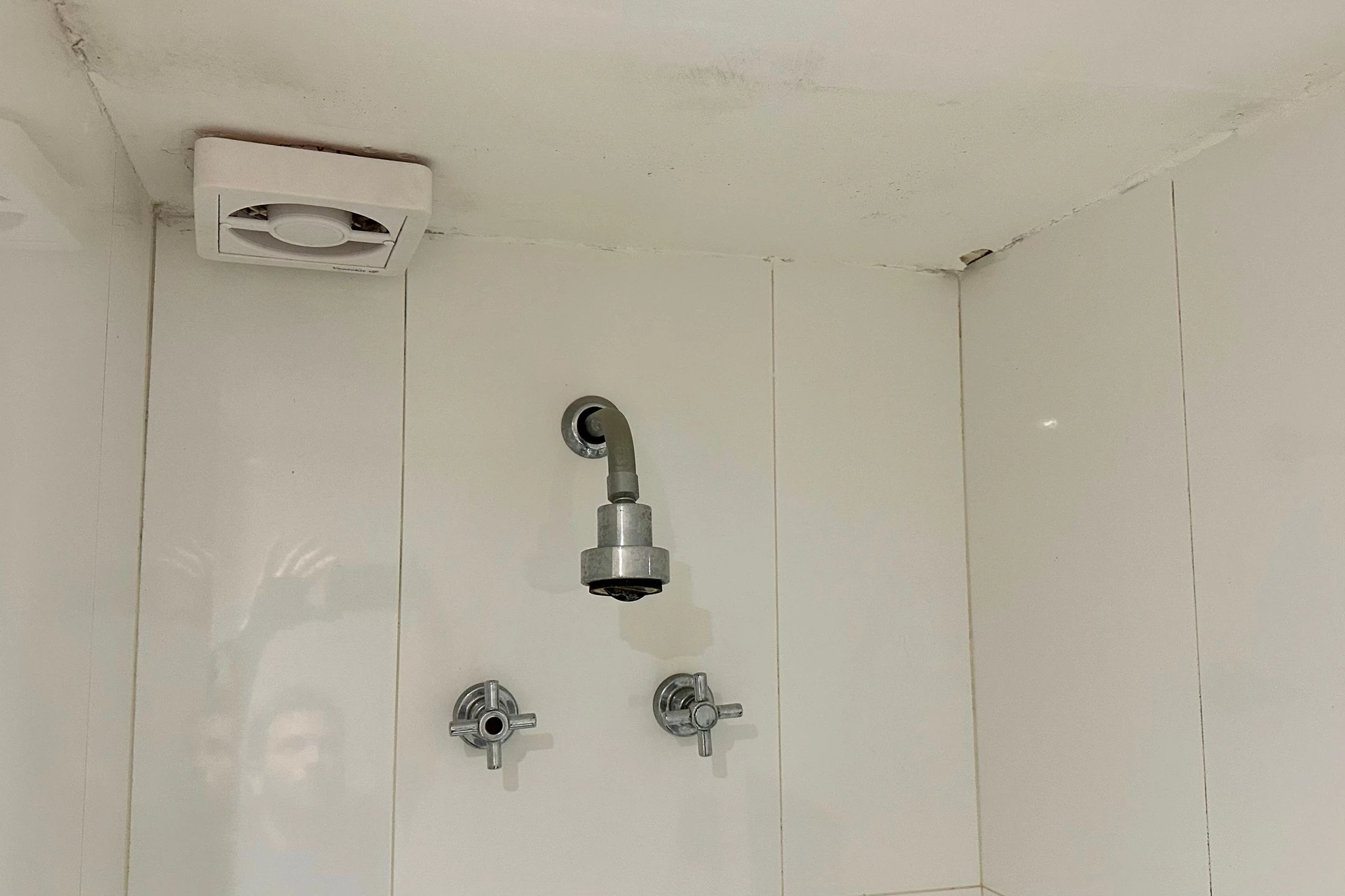 Apartamento mobiliado com 3 quartos e fogão a gás — photo 42