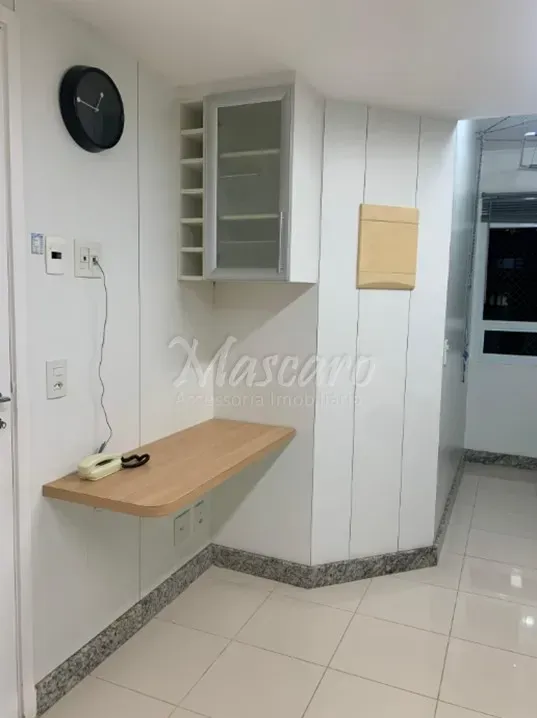 Furnished apartment with 3 bedrooms and a separate kitchen — photo 7