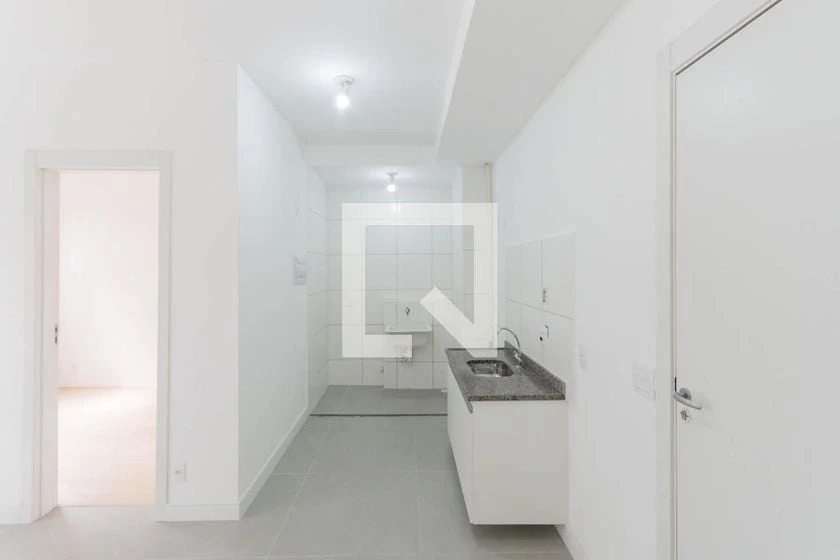 Garden-style apartment with 2 bedrooms and a balcony — photo 2