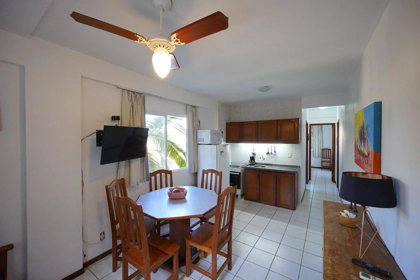 Apartamento amueblado con 2 dormitorios y cocina abierta — photo 2