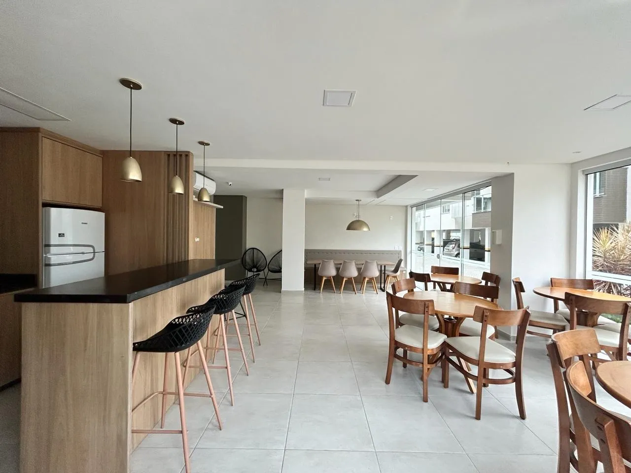 3-bedroom apartment with a washing machine in Florianópolis — photo 38