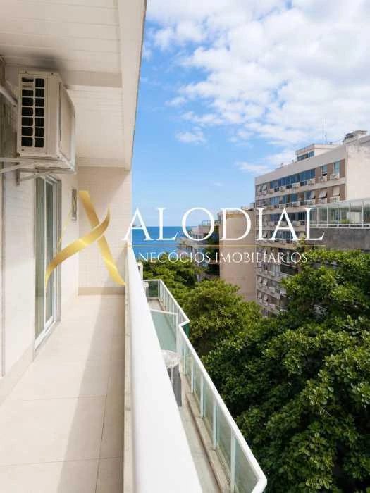 Квартира 660 м² с 3 спальнями и 5 ванными — photo 16
