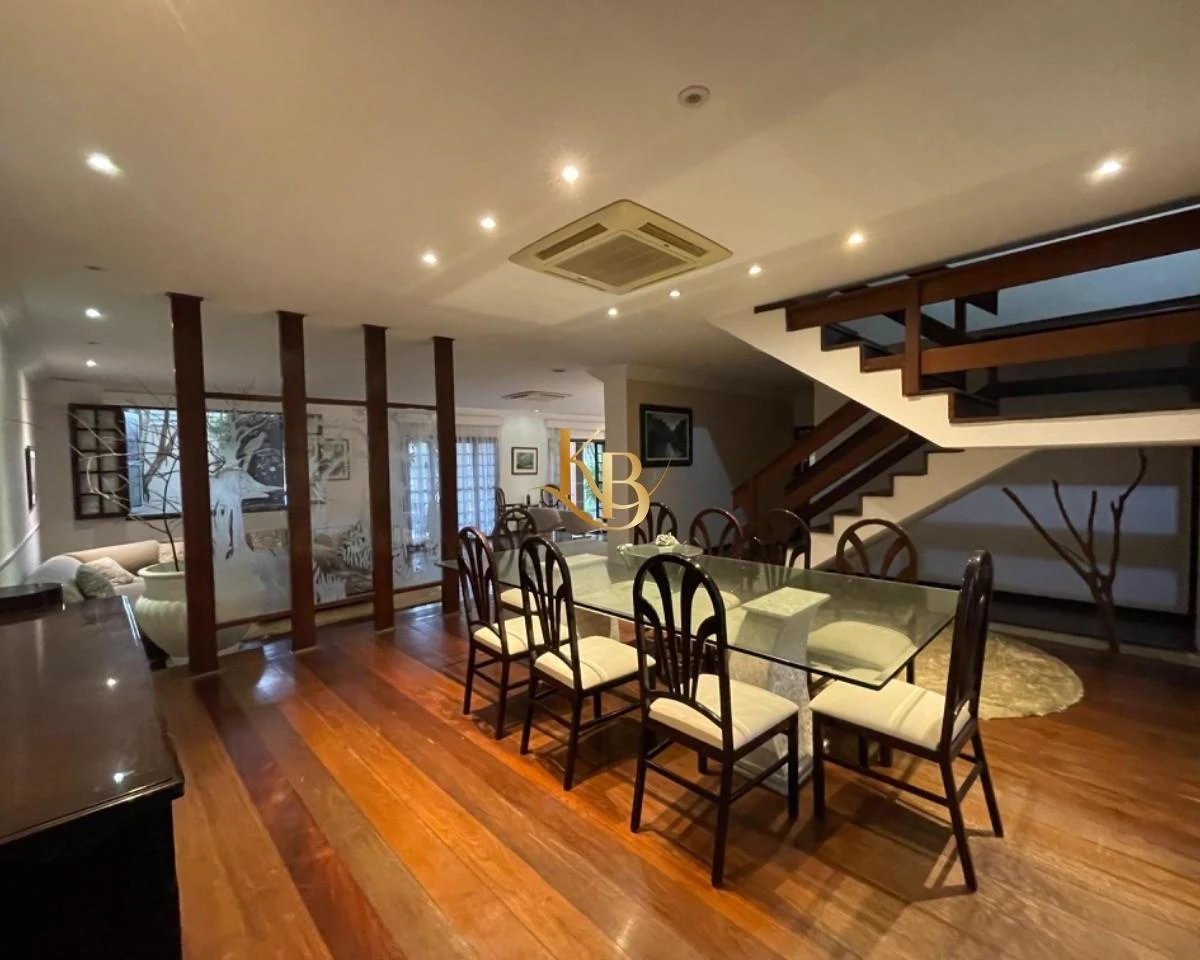 Мебльований будинок з 5 спальнями і 1050 м² — photo 20