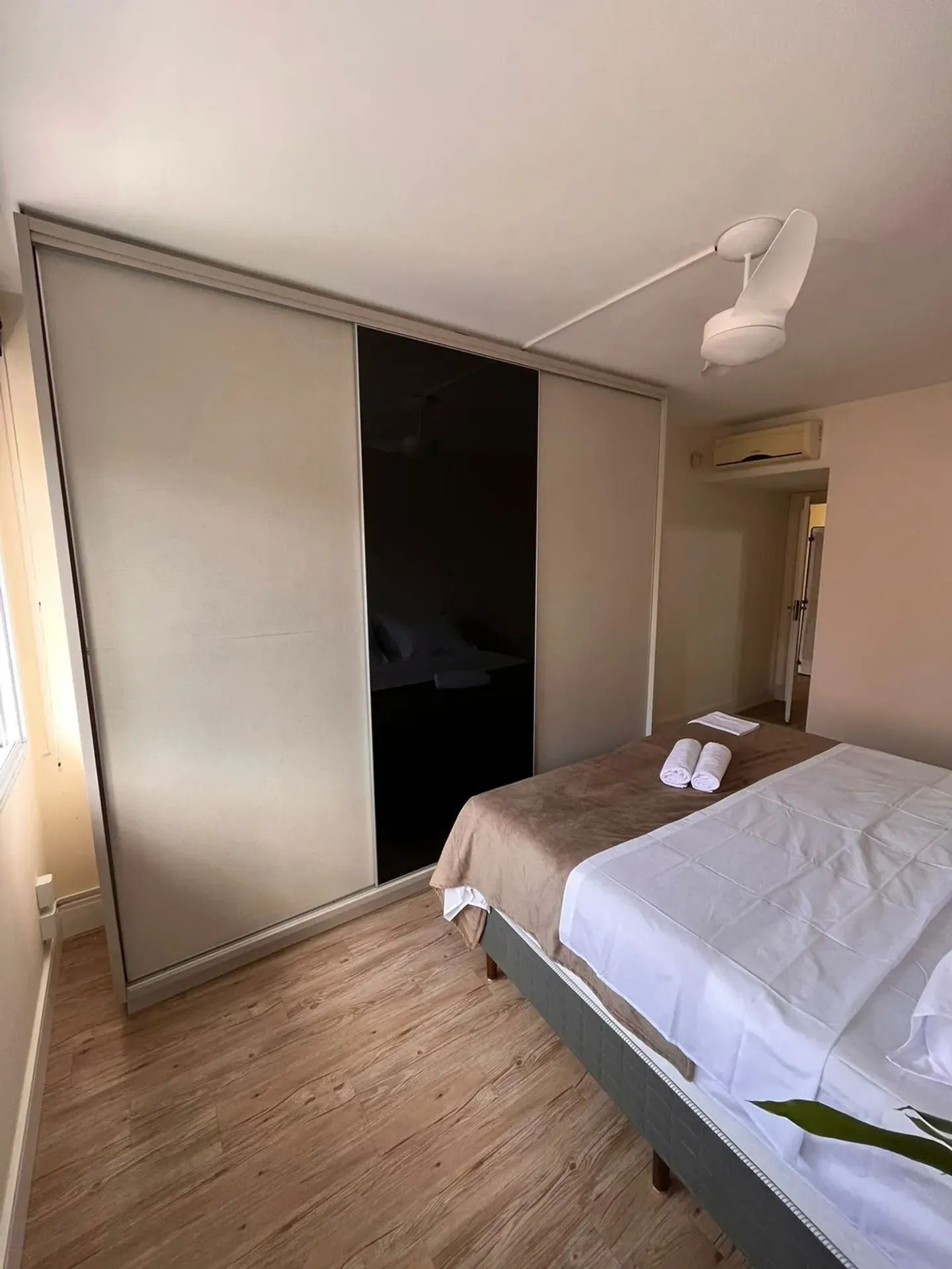 Furnished house with 5 en-suite bedrooms — photo 35