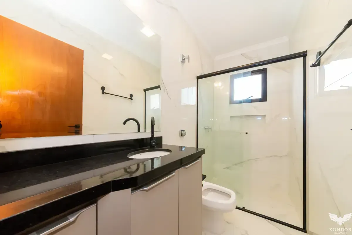 Two-story house with 230 m² and 3 bedrooms, 1 suite — photo 18