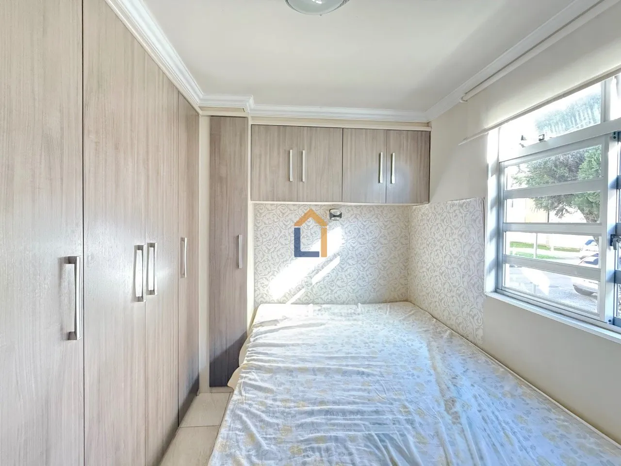 3-bedroom apartment with a washing machine in Curitiba — photo 20