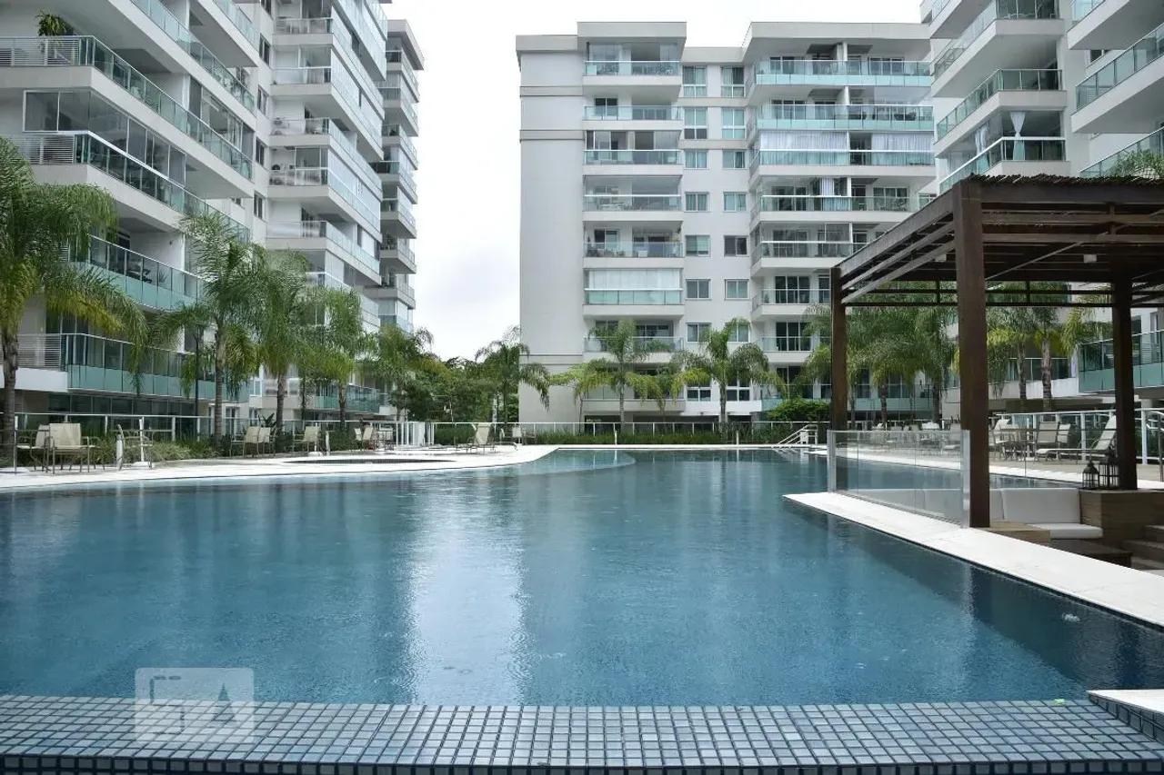 Furnished 93 m² apartment with 3 bedrooms and 1 parking — photo 9