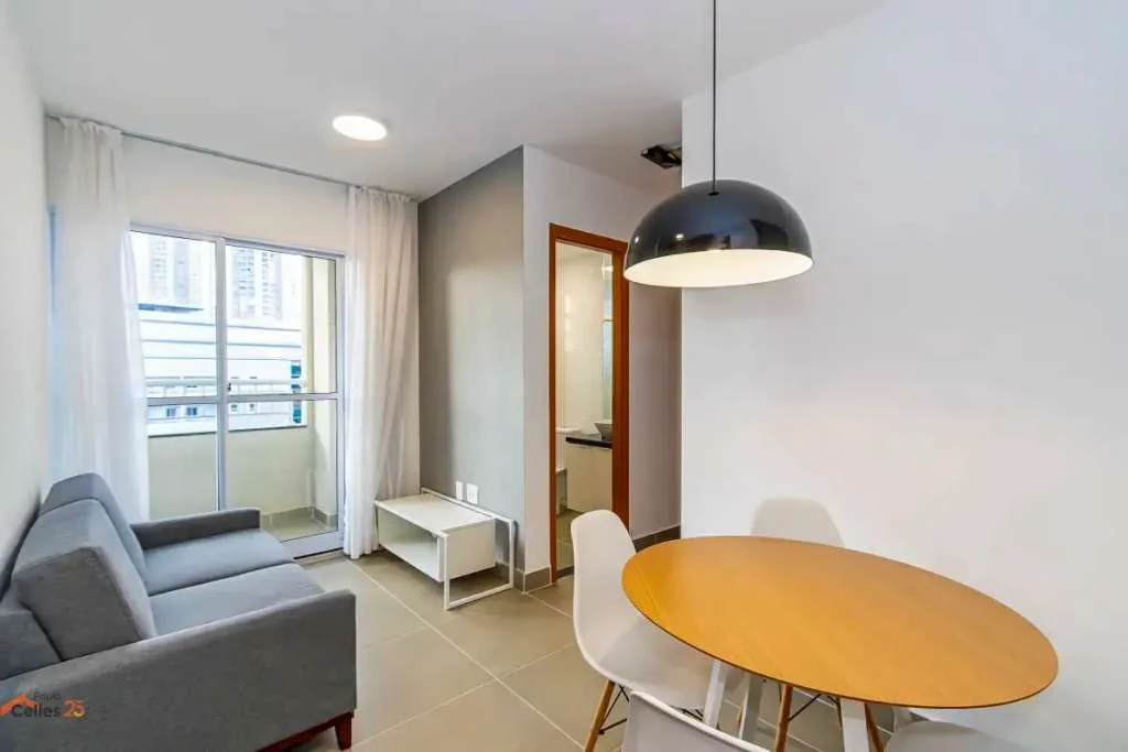Furnished 2-bedroom apartment with open kitchen and gas stove — photo 3
