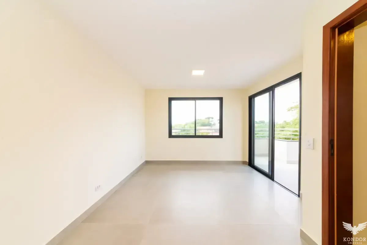 Two-story house with 230 m² and 3 bedrooms, 1 suite — photo 33