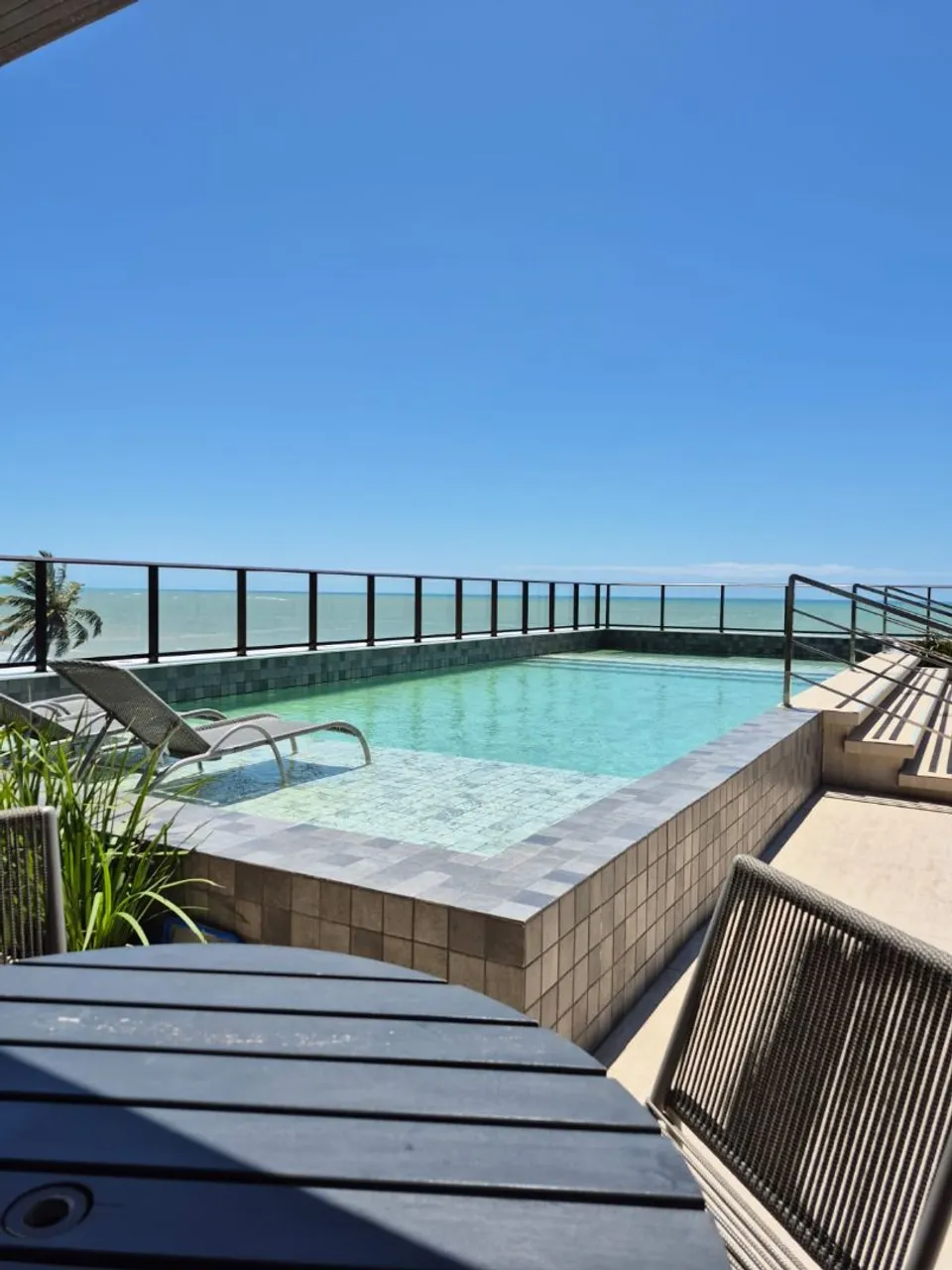 Furnished 2-bedroom apartment with balcony — photo 4