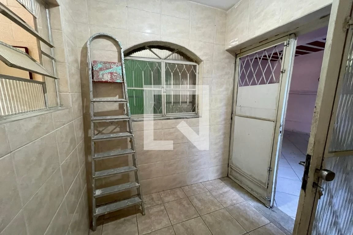 Casa para alugar com 4 quartos, varanda e quintal — photo 67