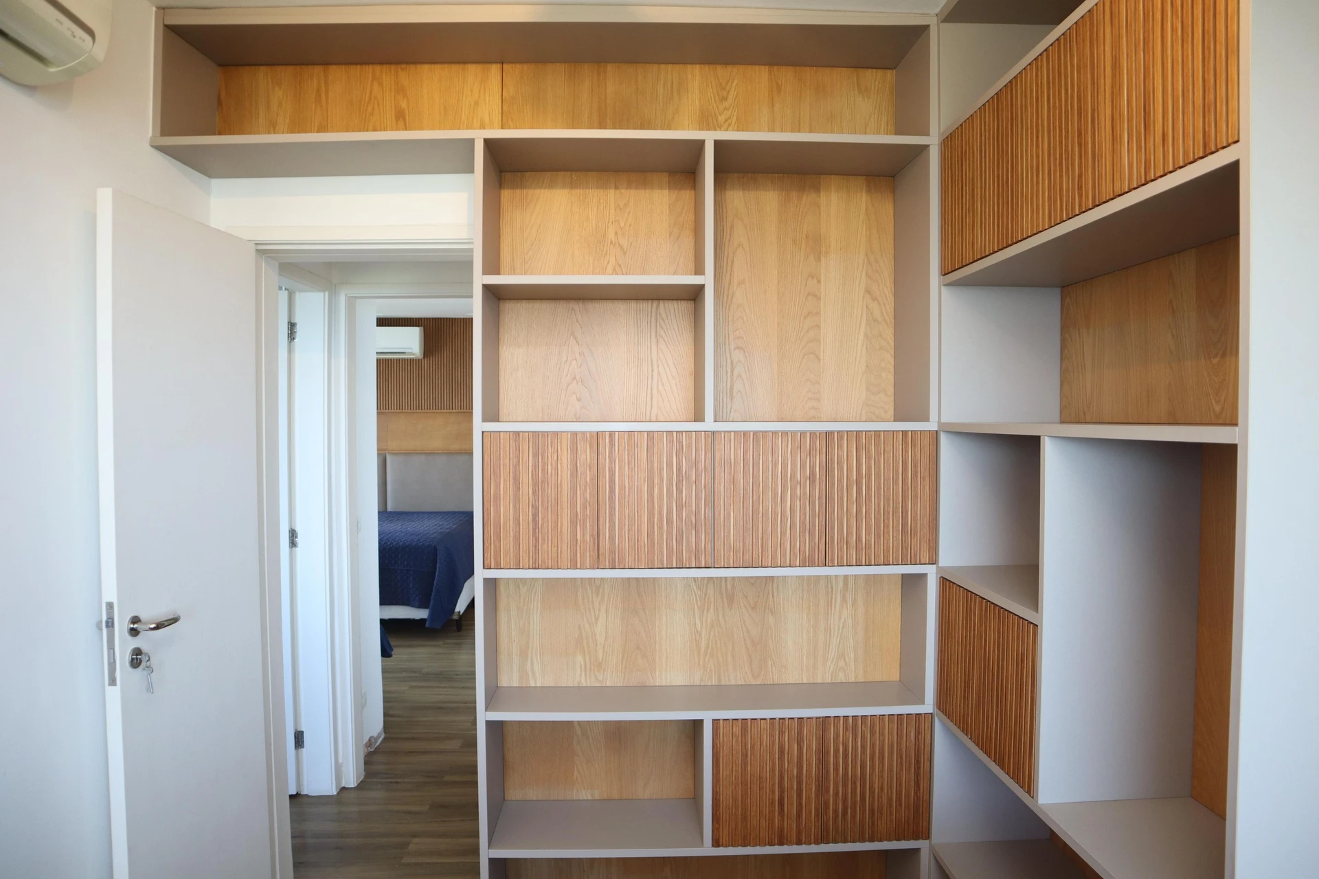 Apartamento mobiliado com 3 quartos e varanda — photo 67