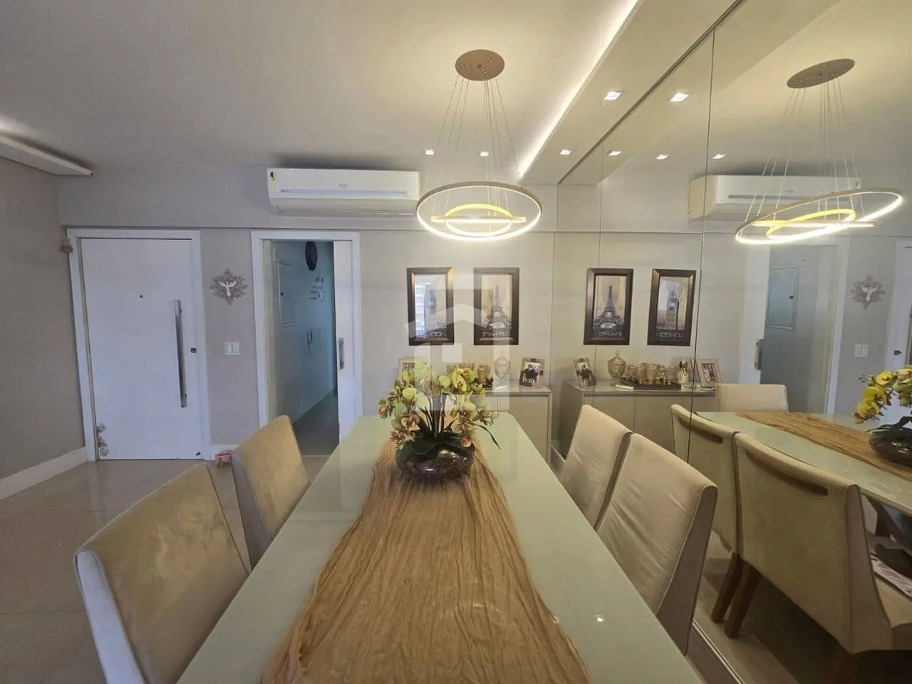 Furnished apartment, 125 m², with a mountain view — photo 4