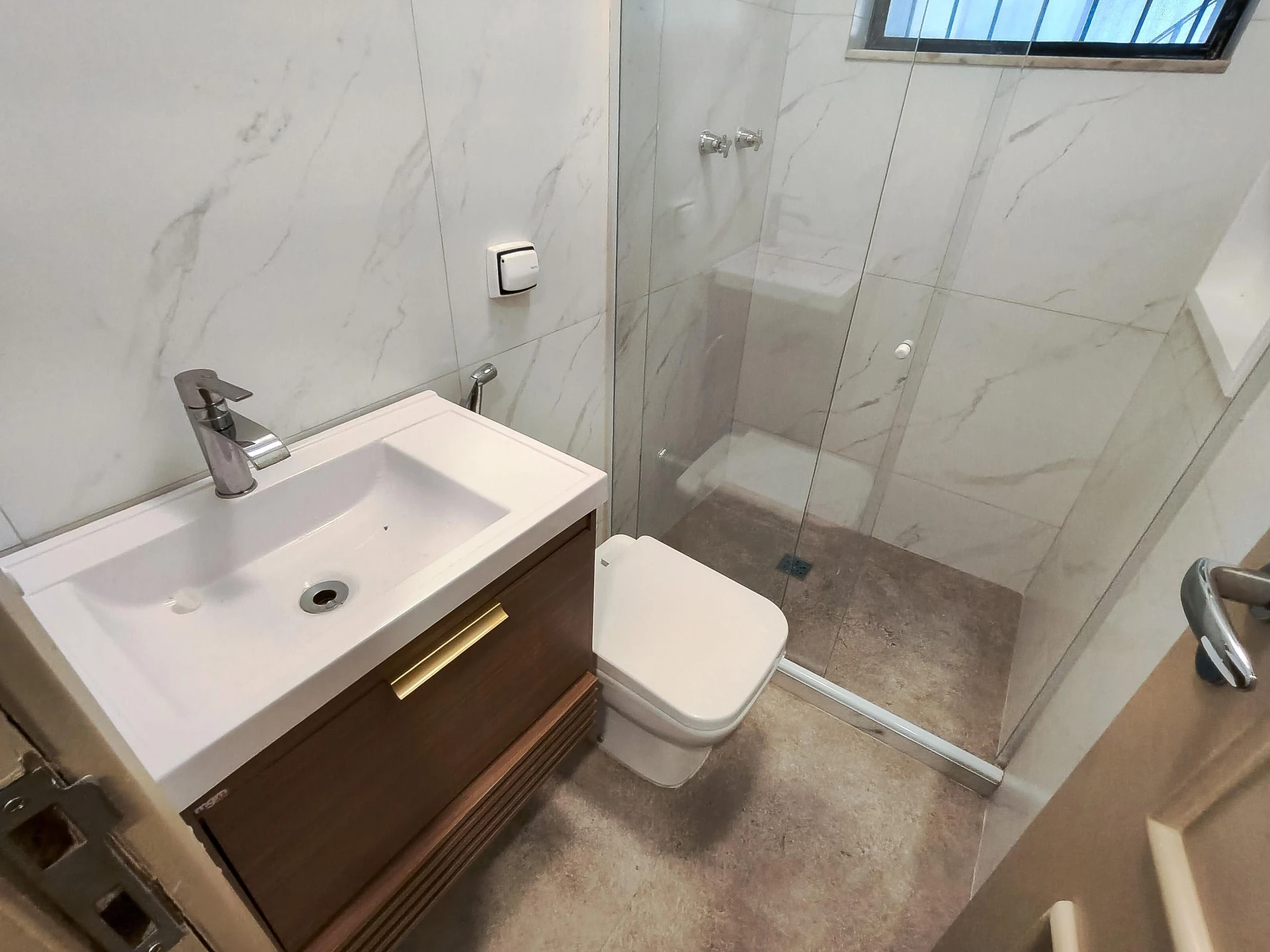 House for rent with 5 bedrooms and 8 bathrooms — photo 39