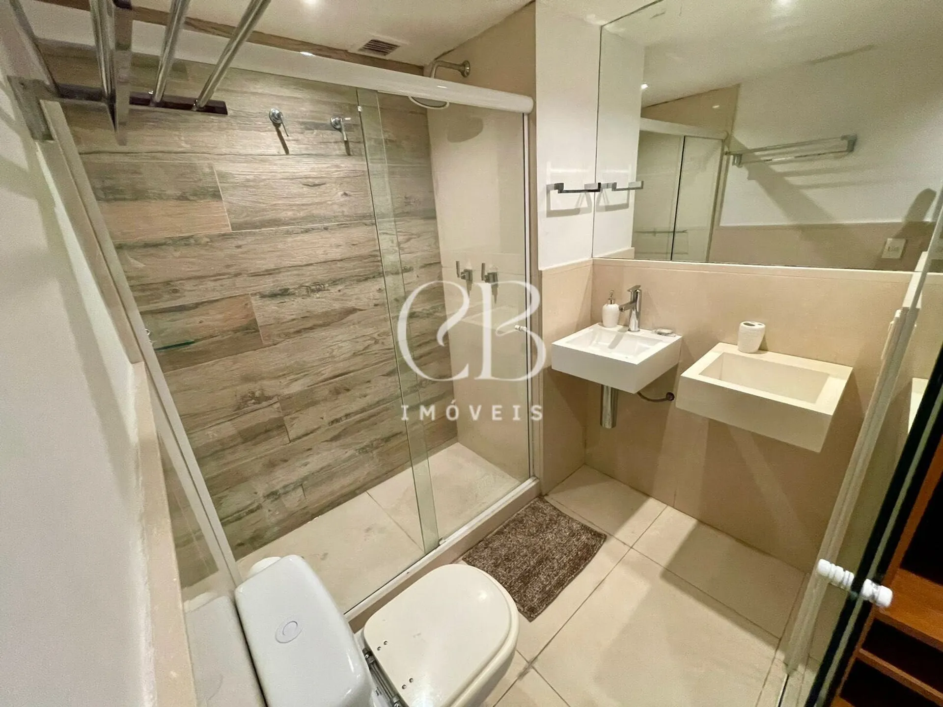 Furnished apartment with 2 bedrooms and open kitchen — photo 19