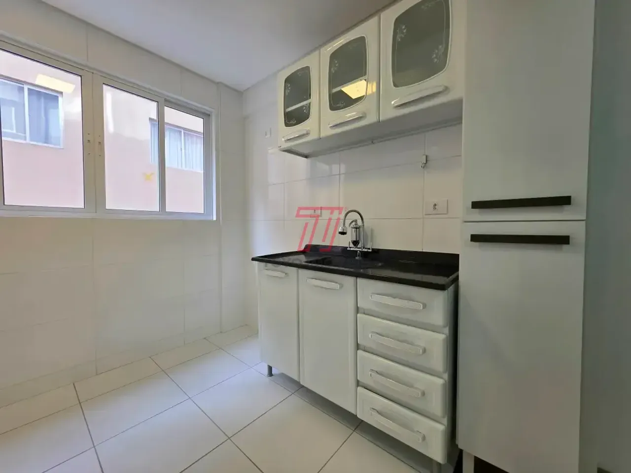 1-bedroom apartment with balcony, 52 m² — photo 16