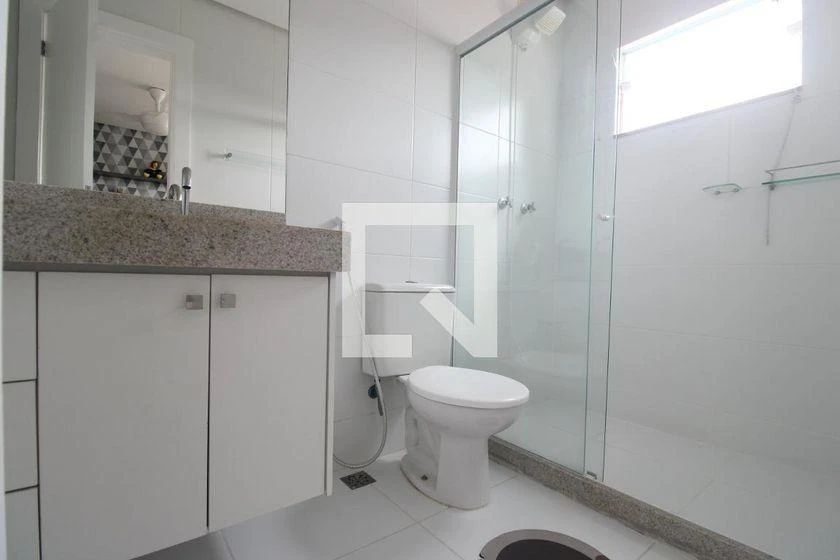House for rent with 3 en-suite bedrooms and 200 m² — photo 24