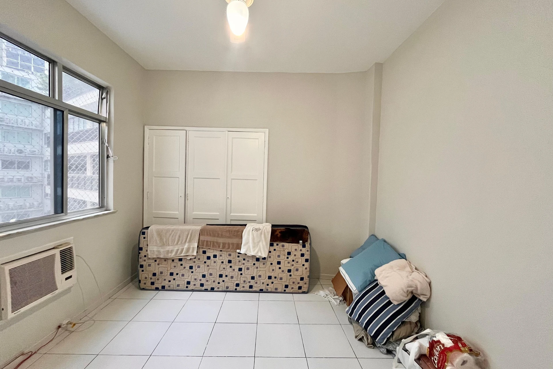 Furnished apartment with 2 bedrooms and 1 bathroom — photo 20