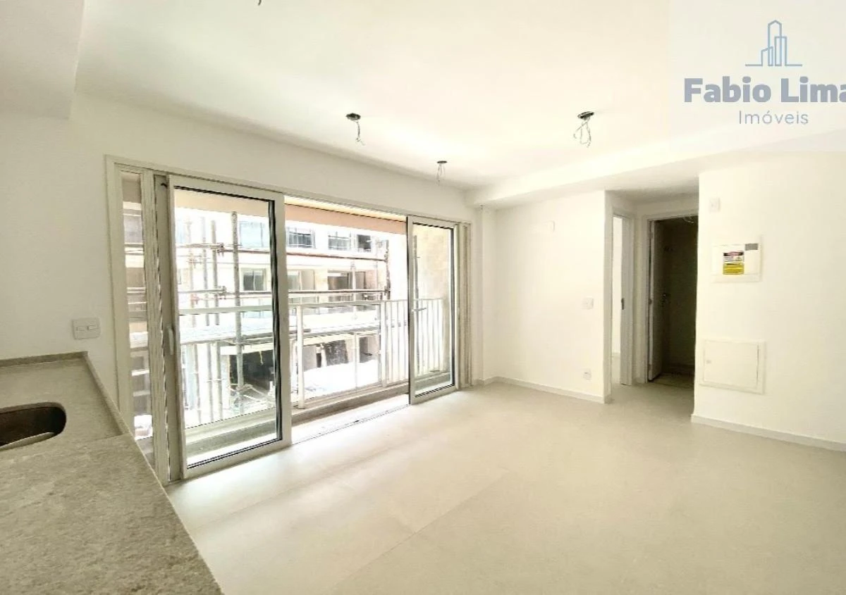 50 m² apartment with an open-plan kitchen and parking