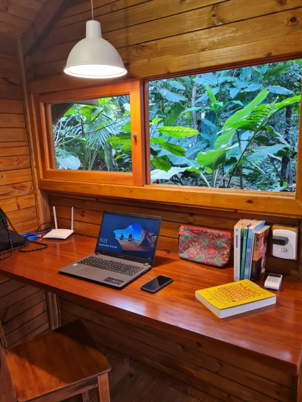 One-bedroom house with a home office — photo 5