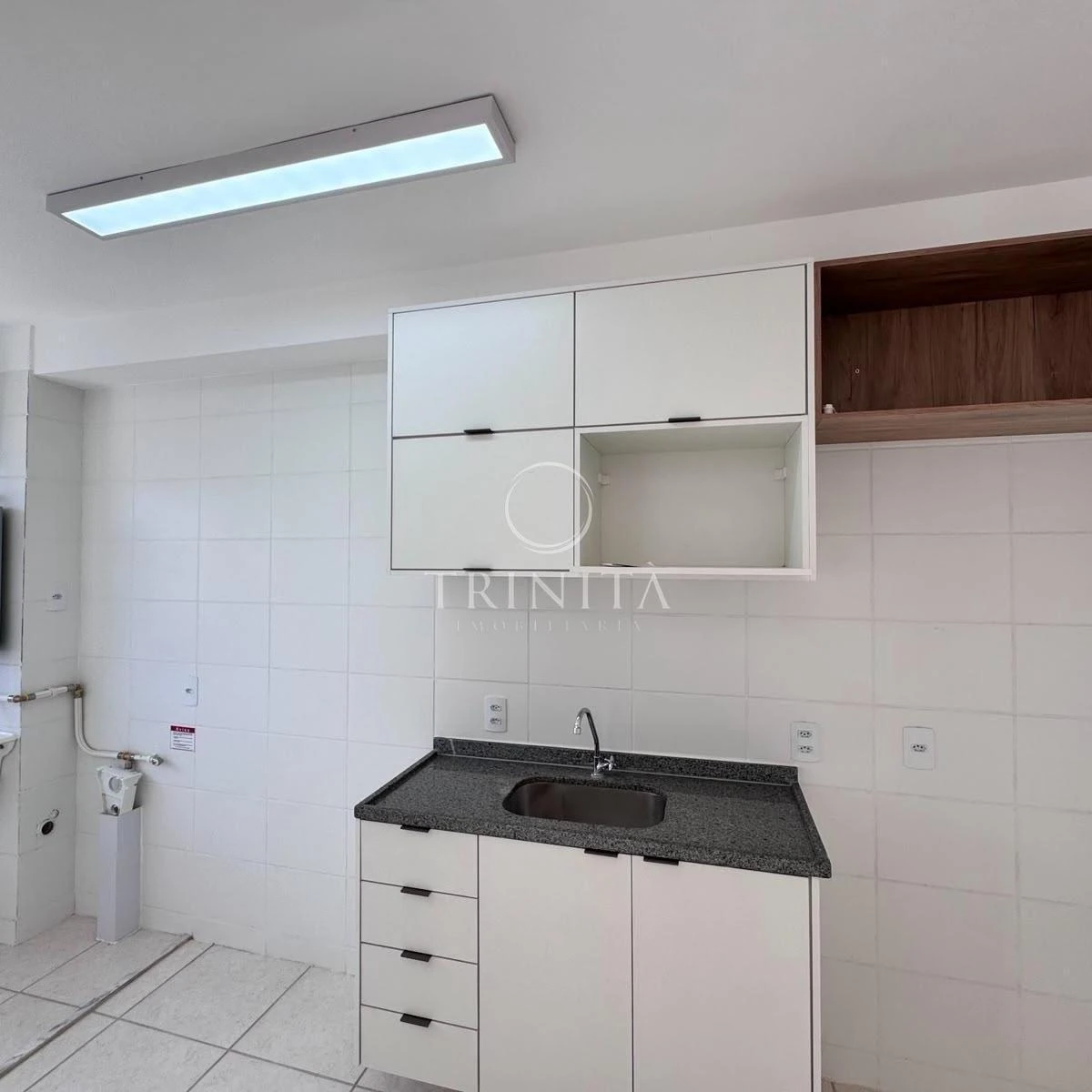 2-bedroom apartment with a mountain view in Rio de Janeiro — photo 29