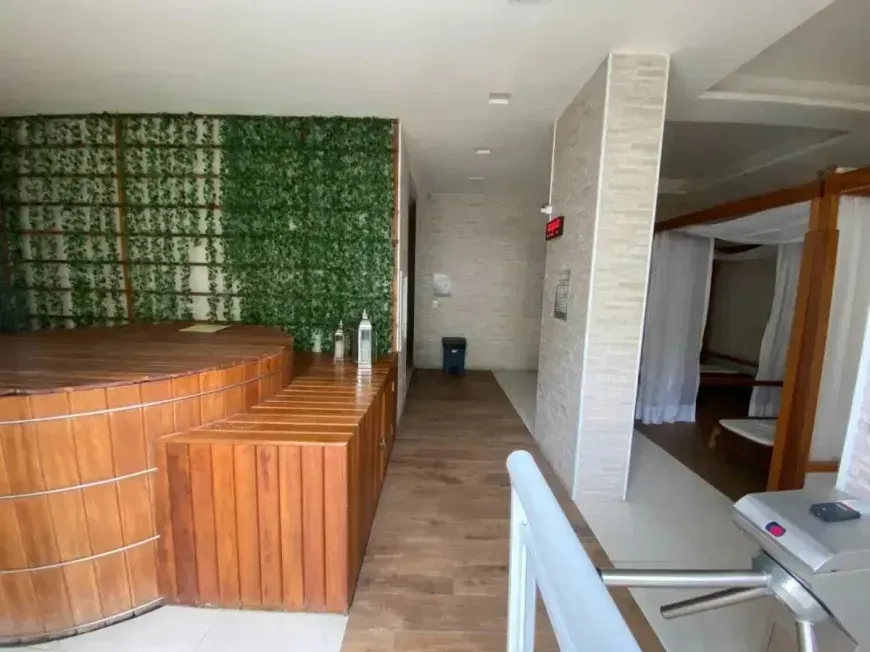 Apartment with 3 bedrooms and 3 bathrooms and separate kitchen — photo 19