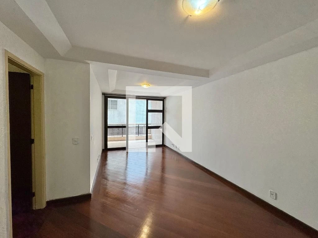 Apartment, 92 m², with a glass-enclosed balcony — photo 13