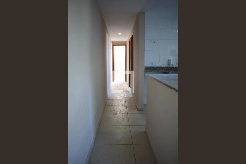 Apartment with parking and a glass-enclosed shower — photo 25