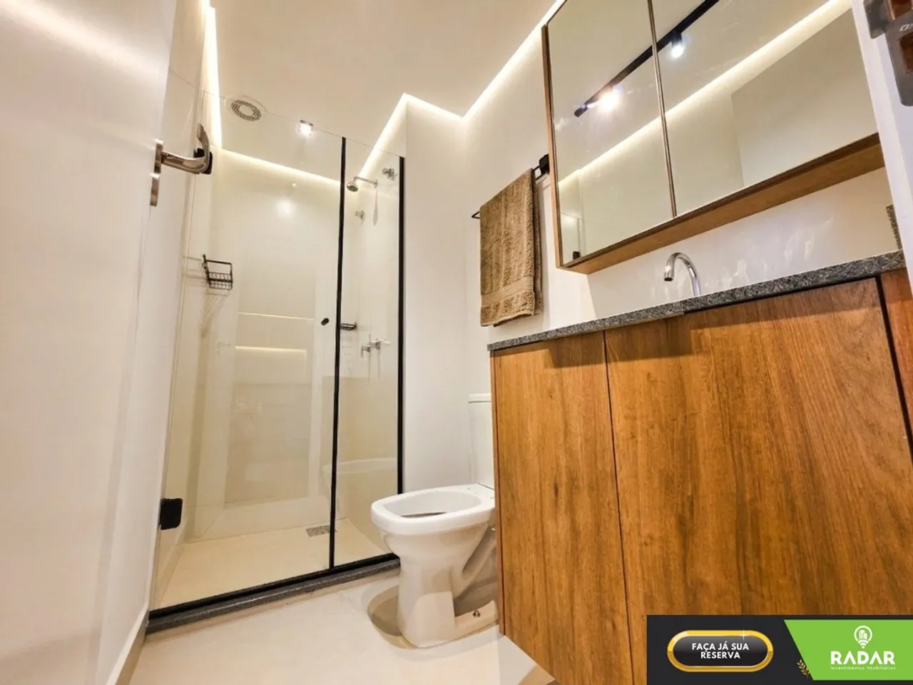 Apartamento de 42 m² com piso de madeira e 1 dormitório — photo 14