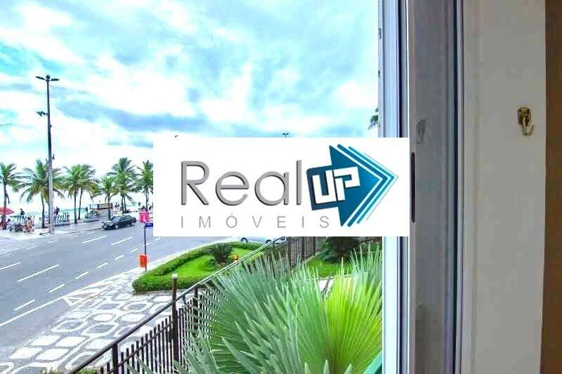 172 m² apartment with 3 bedrooms and a dedicated laundry area — photo 5