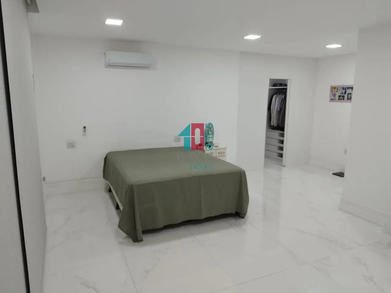 Casa de condomínio com 5 quartos e 5 suítes — photo 5