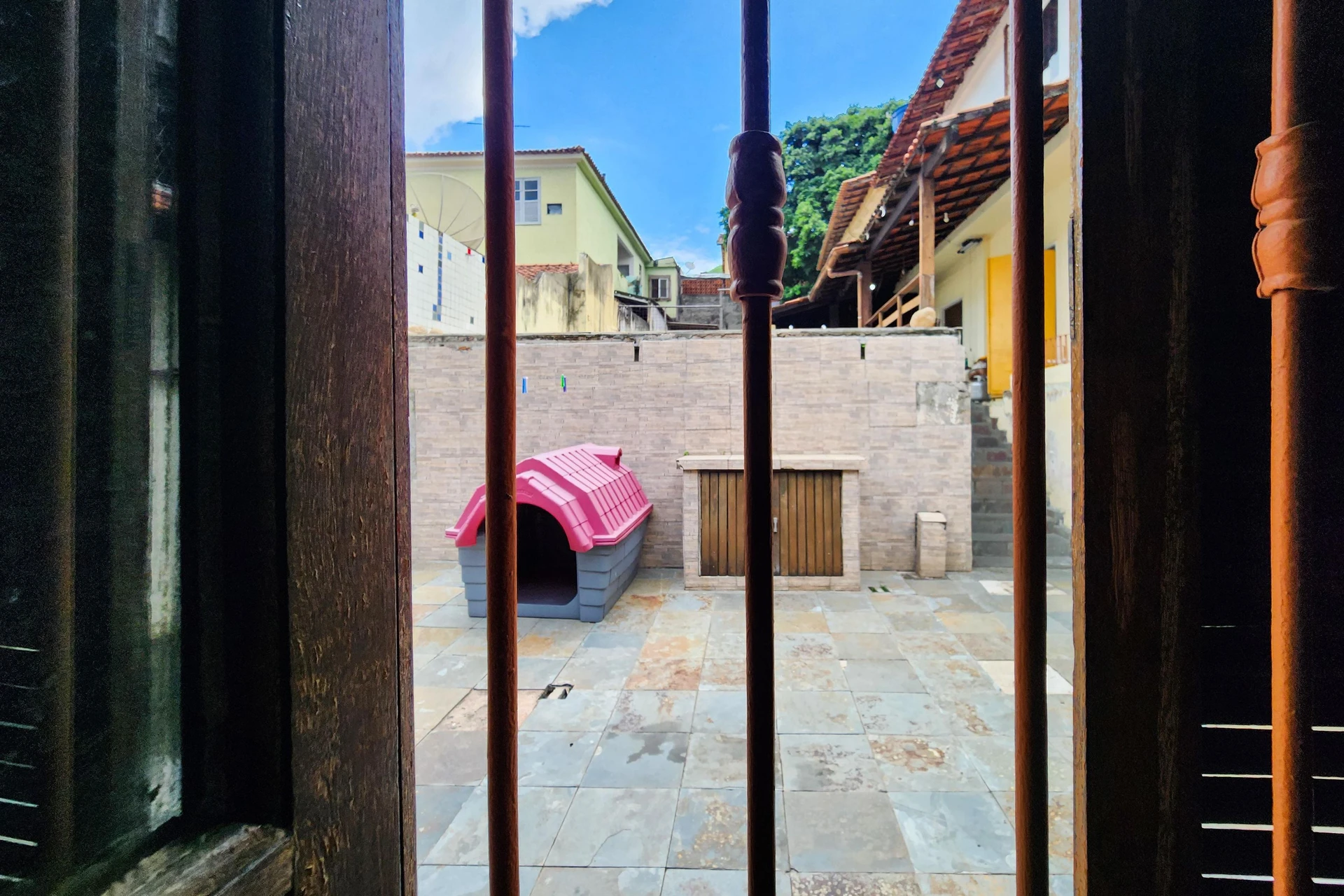 Furnished house with 3 bedrooms, 1 bathroom and parking — photo 25