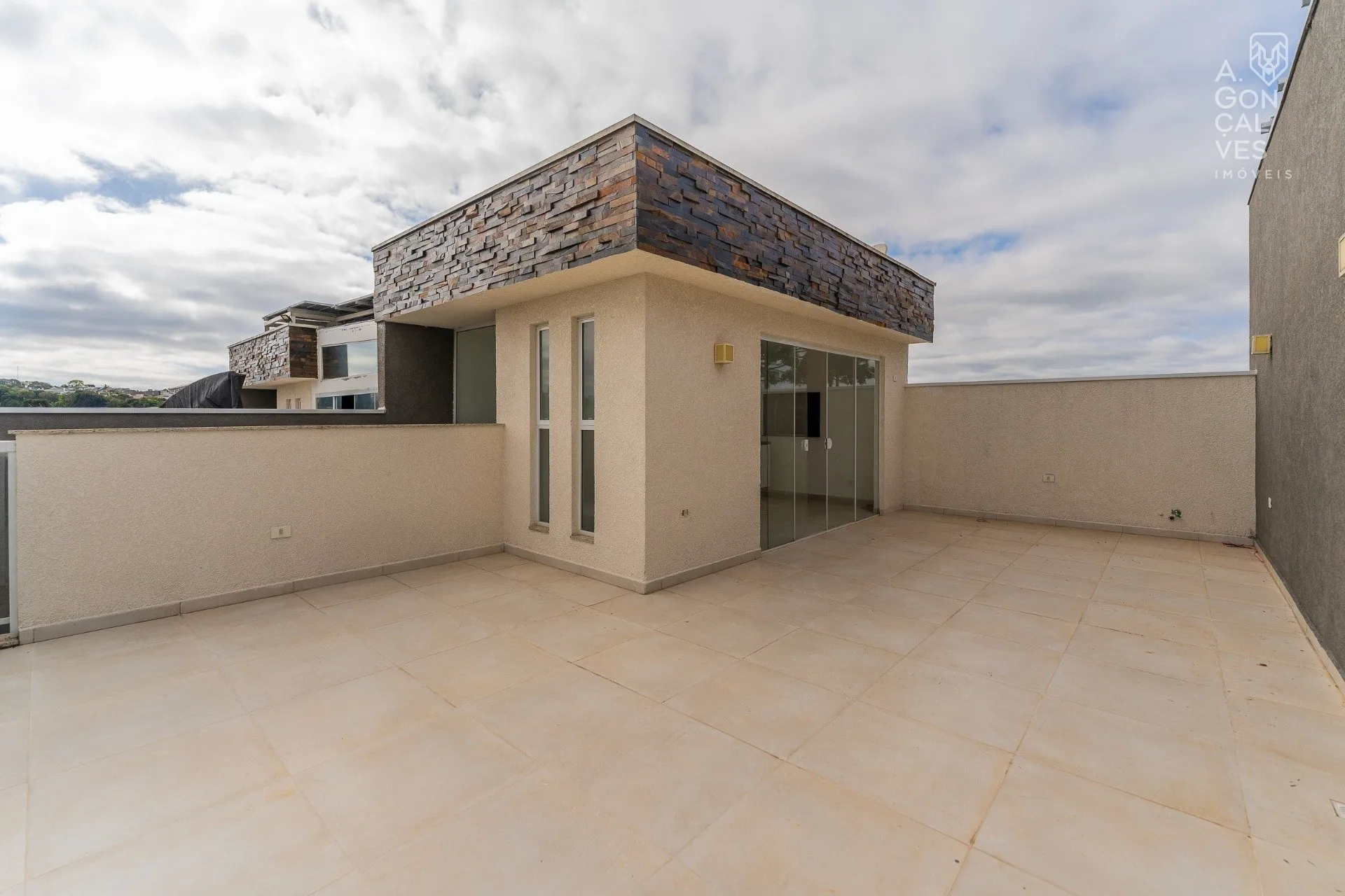 Casa com 3 quartos e 4 banheiros com 3 vagas — photo 25