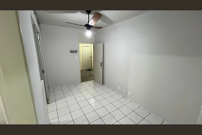 Apartamento sin amueblar con 2 dormitorios y plaza — photo 8