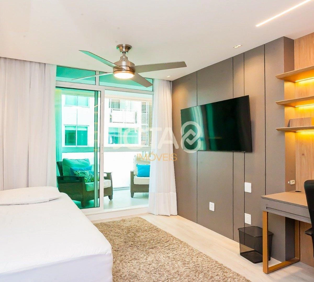Furnished 3-bedroom apartment with 201 m² — photo 5