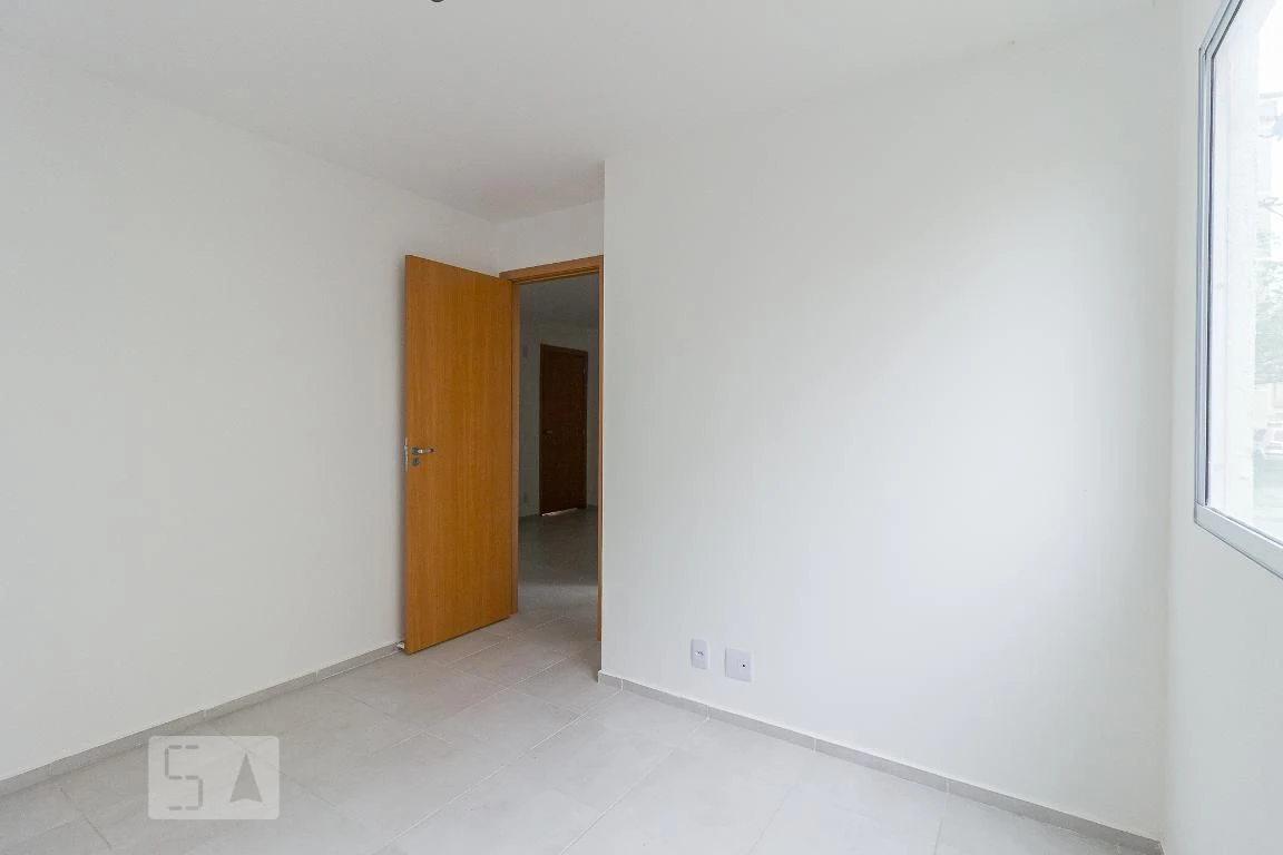 2-bedroom apartment in a building with a pool — photo 19