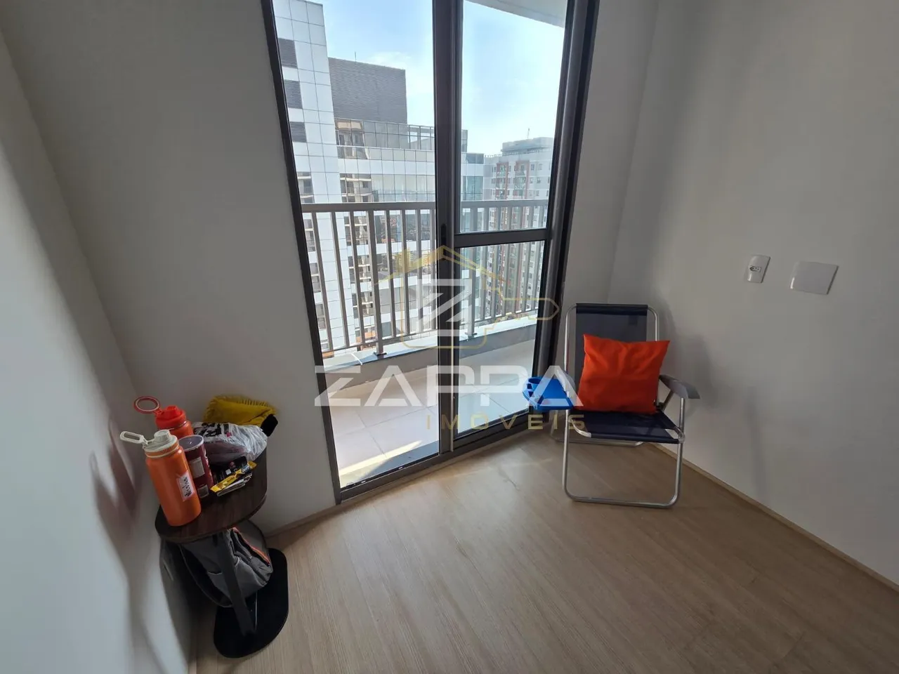 Apartamento de 1 quarto com máquina de lavar e varanda — photo 14