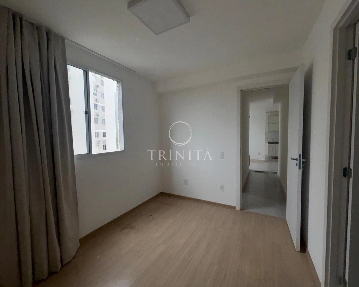 2-bedroom apartment with a mountain view — photo 11