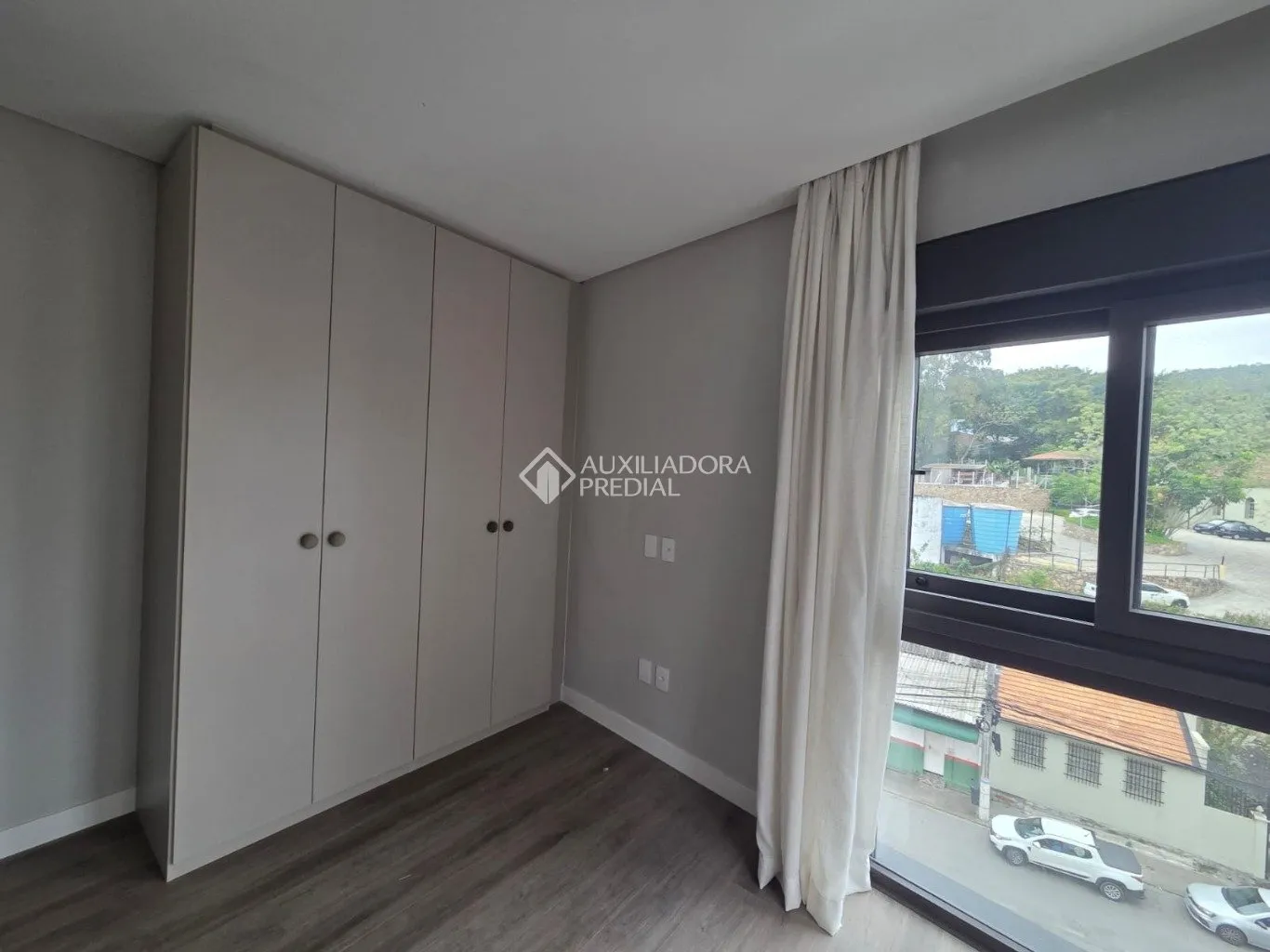 One-bedroom apartment with a home office — photo 45